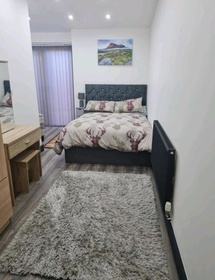 Charming 1-Bed Apartment In Peebles Esterno foto